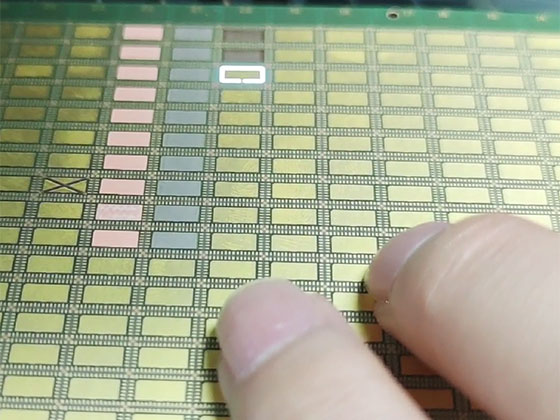 納秒紫外激光器-PCB載板引腳去除