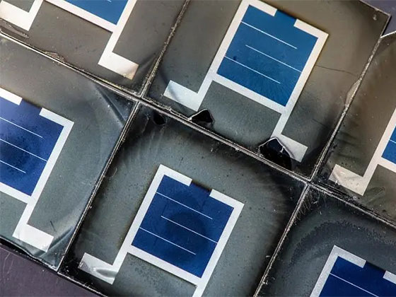 鈣鈦礦電池.jpg